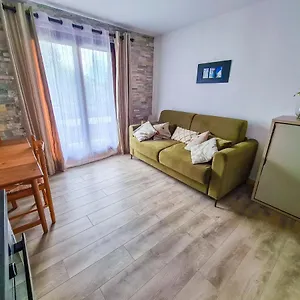 Appartement Vue Montagne - Ski, Piscine, Tennis, Randonnées
